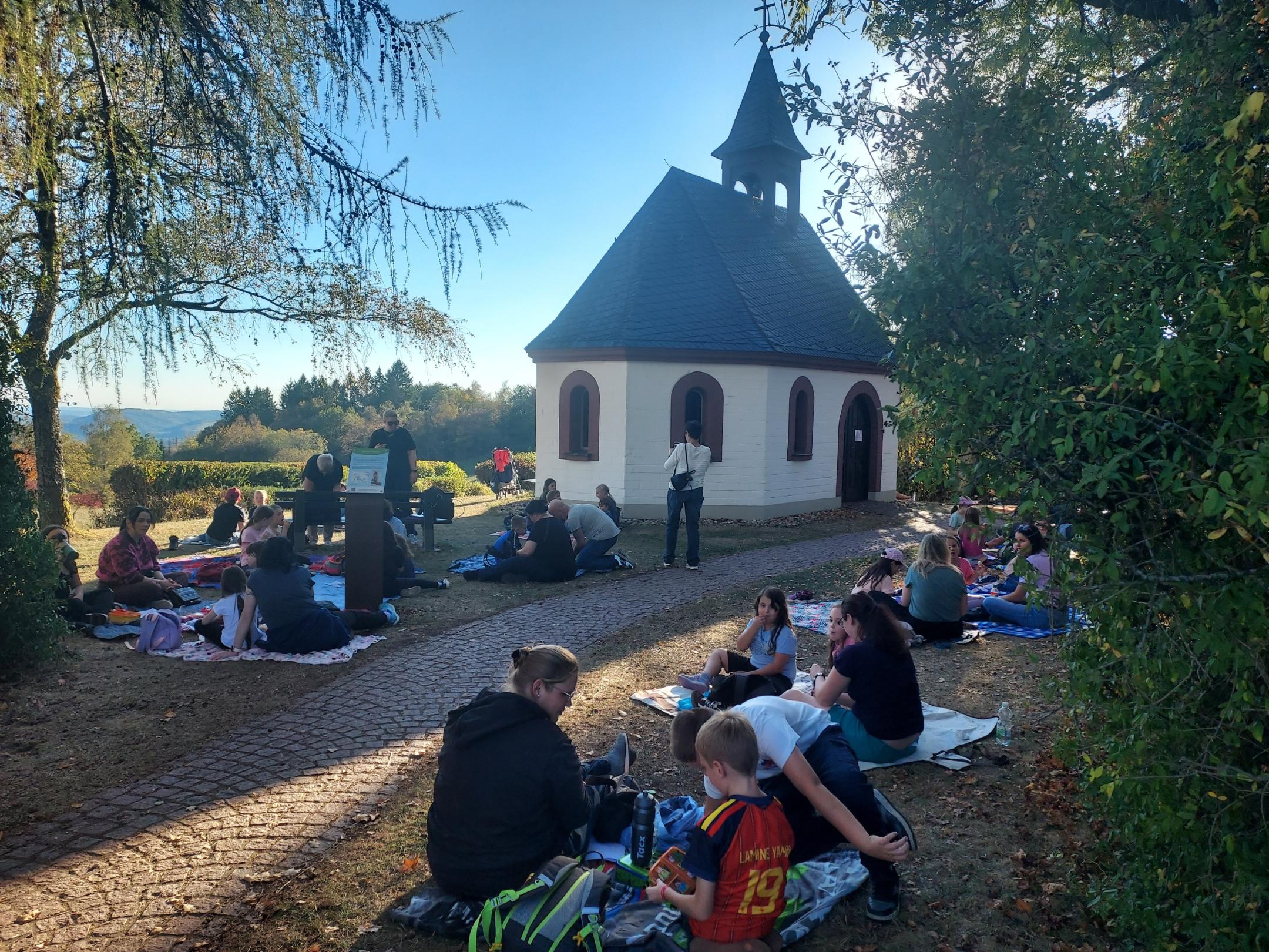 Picknick an der Peterbergkapelle
