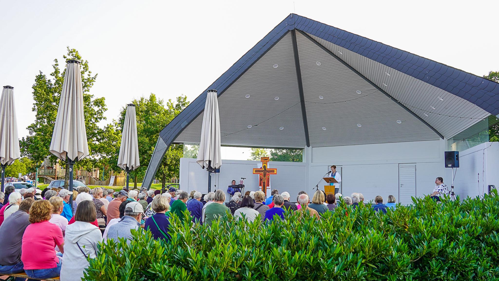 Eine schöne Atomsphäre bietet der Musikpavillion am Bostalsee